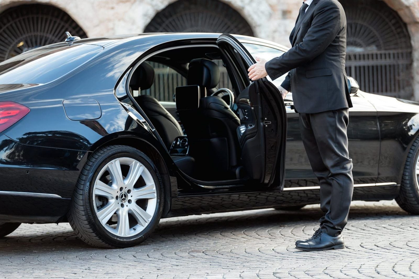 Chicago to Indianapolis car service