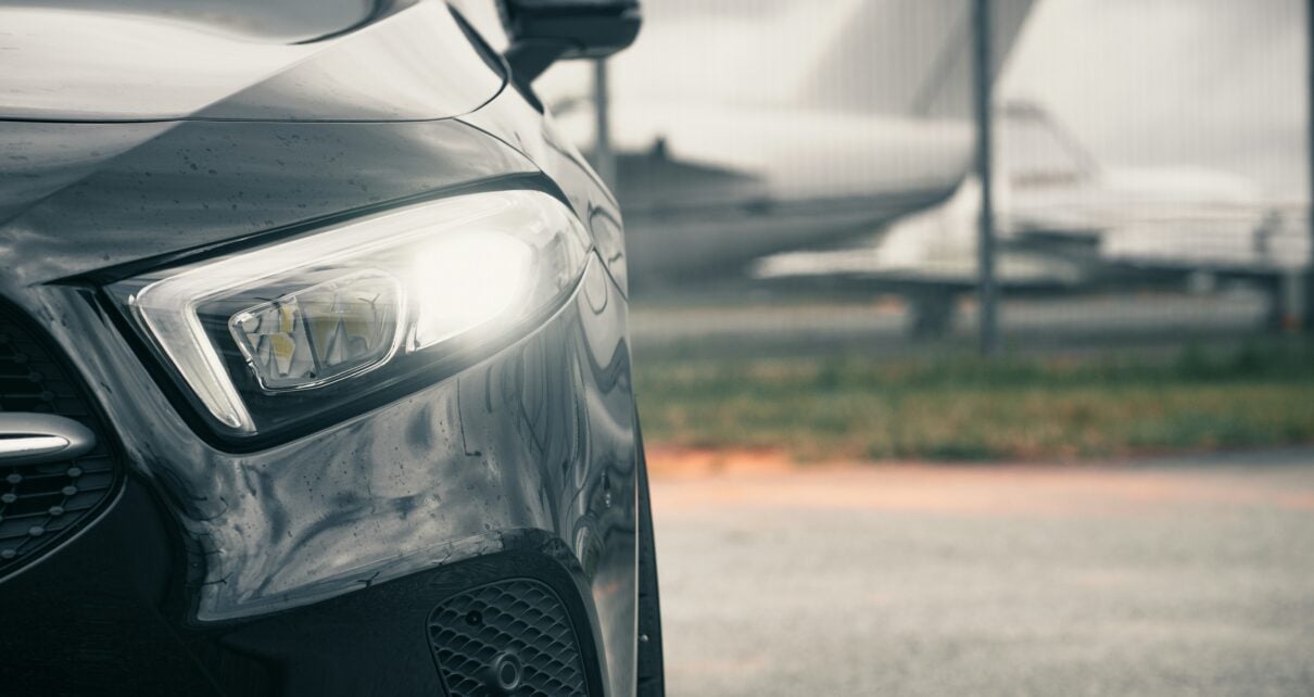 Luxury airport transportation service for smooth trave