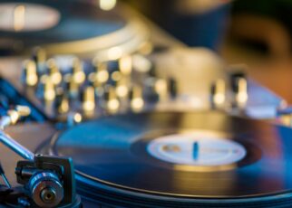 5 Tips for Choosing Relaxing Music to Play in a Dental Office
