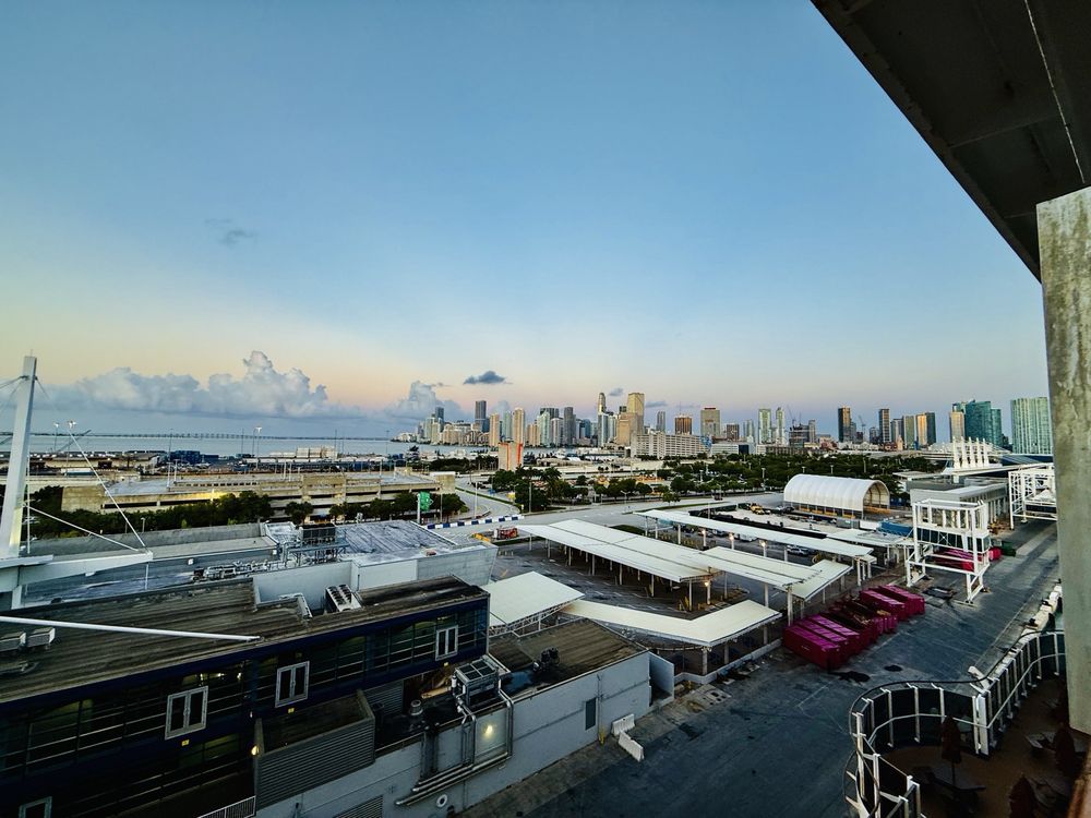 Port of Miami to Miami Airport transportation starting point at cruise terminal