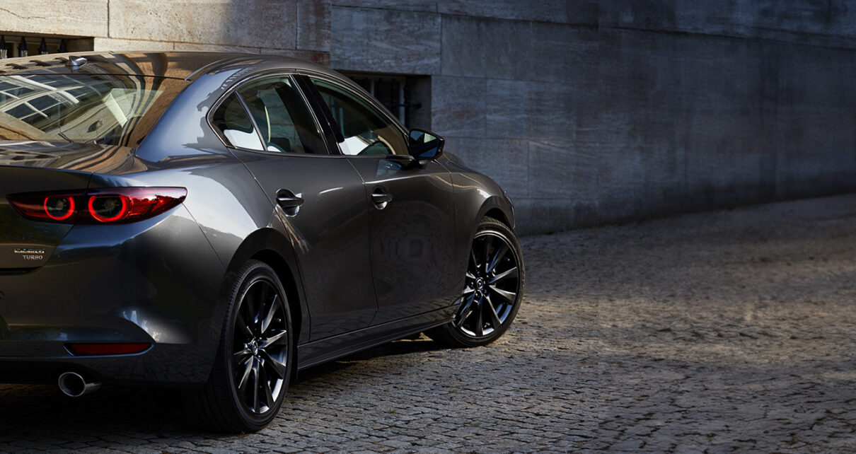 stylish sedan for miami airport to port of miami private transfer